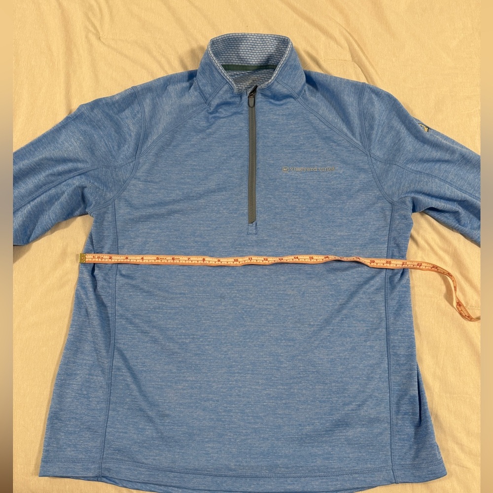 Vineyard Vines men’s golf quarter zip size large
